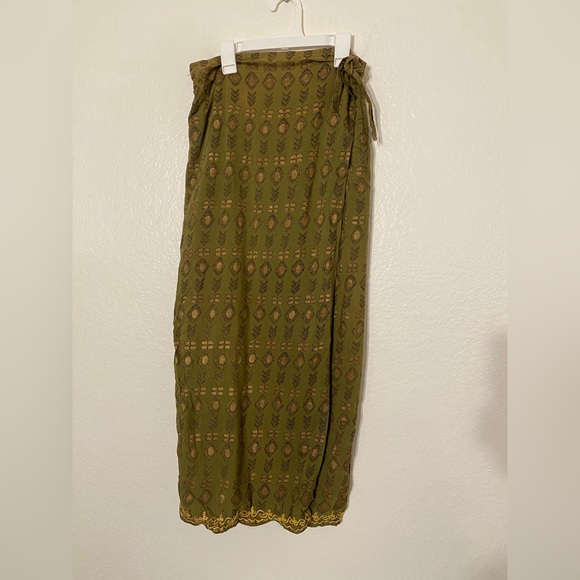 Simply Heritage Green Wrap Skirt with Embroidery Detail - Picture 3 of 8